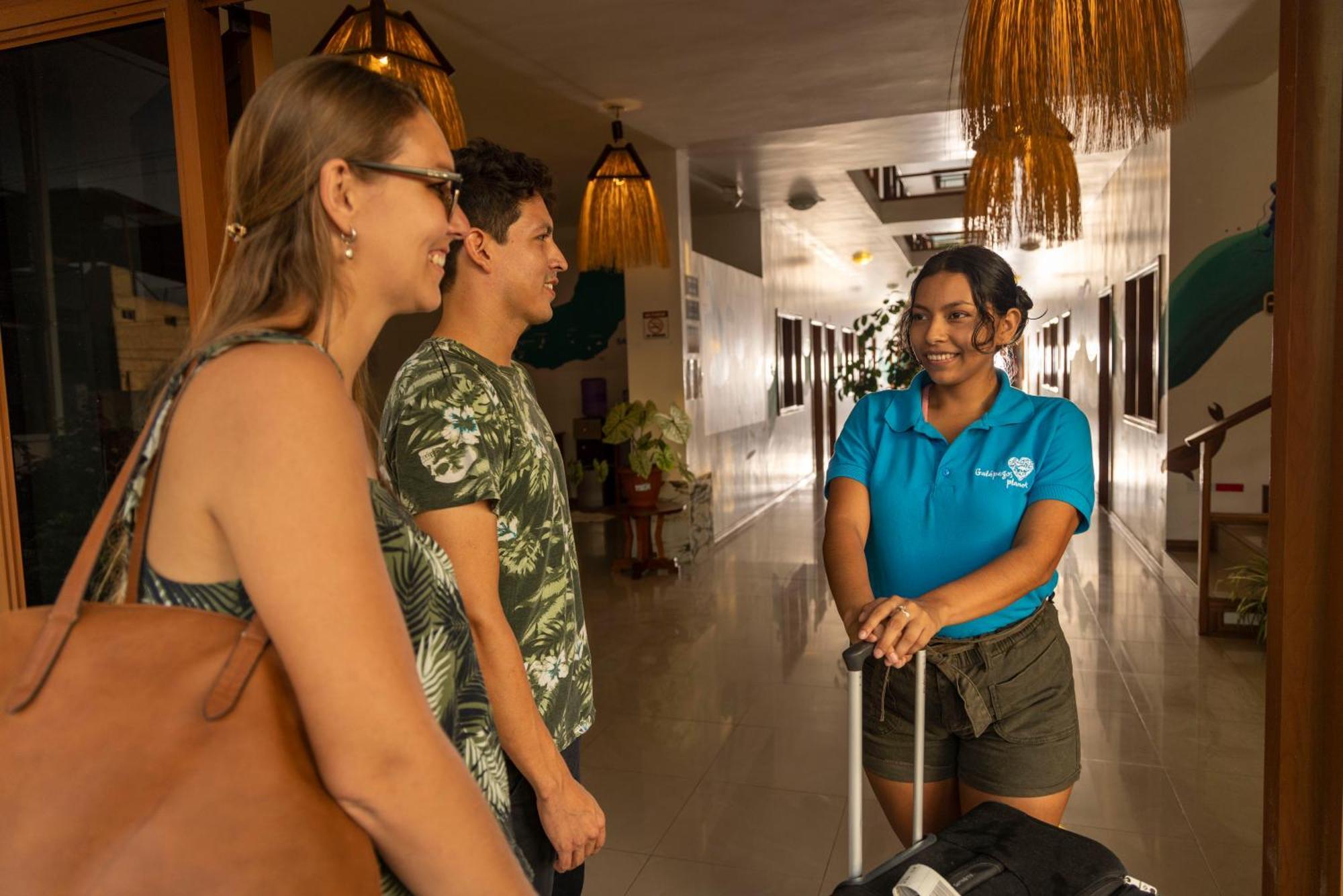 Galapagos Planet Hotel Puerto Baquerizo Moreno Dış mekan fotoğraf
