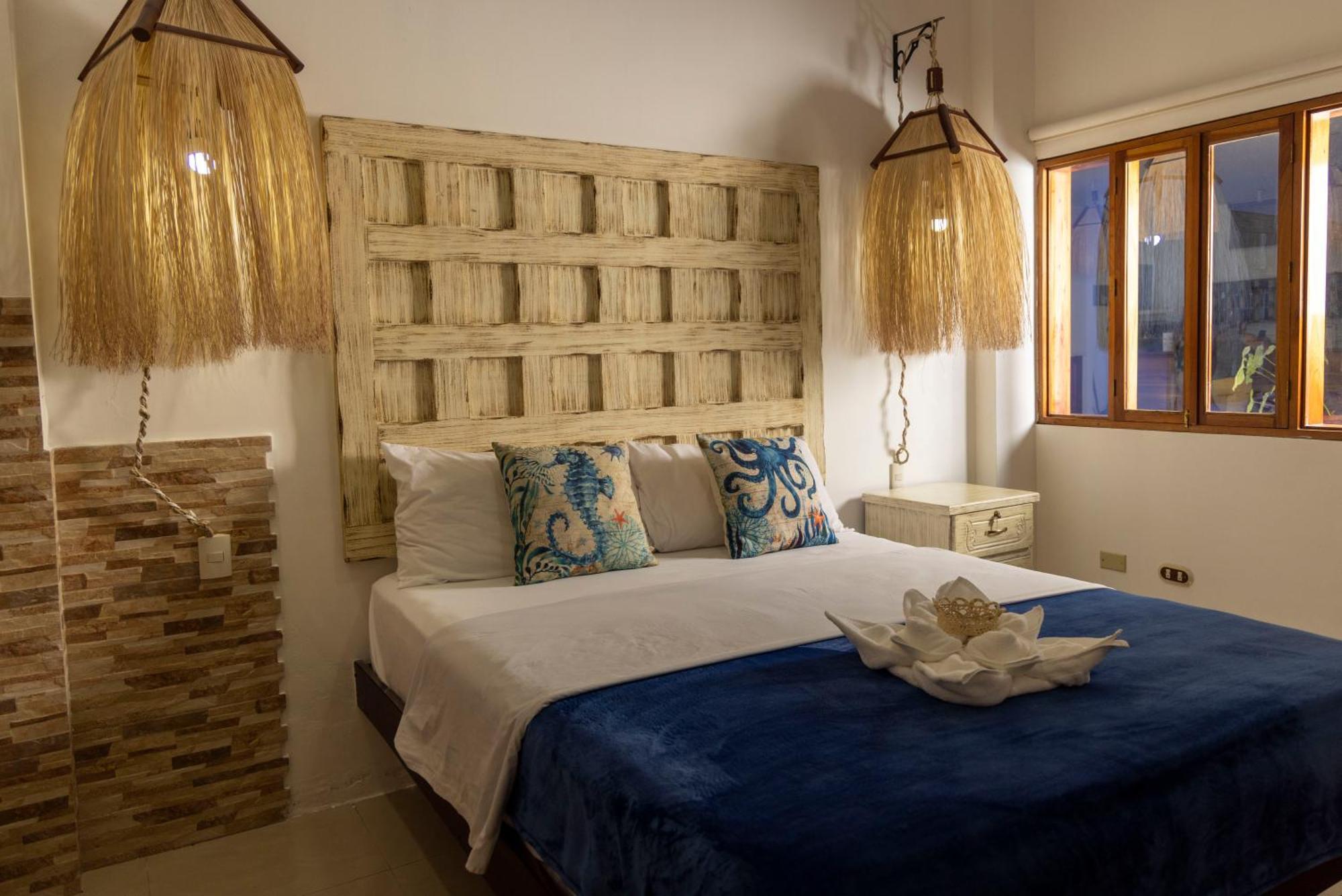 Galapagos Planet Hotel Puerto Baquerizo Moreno Dış mekan fotoğraf