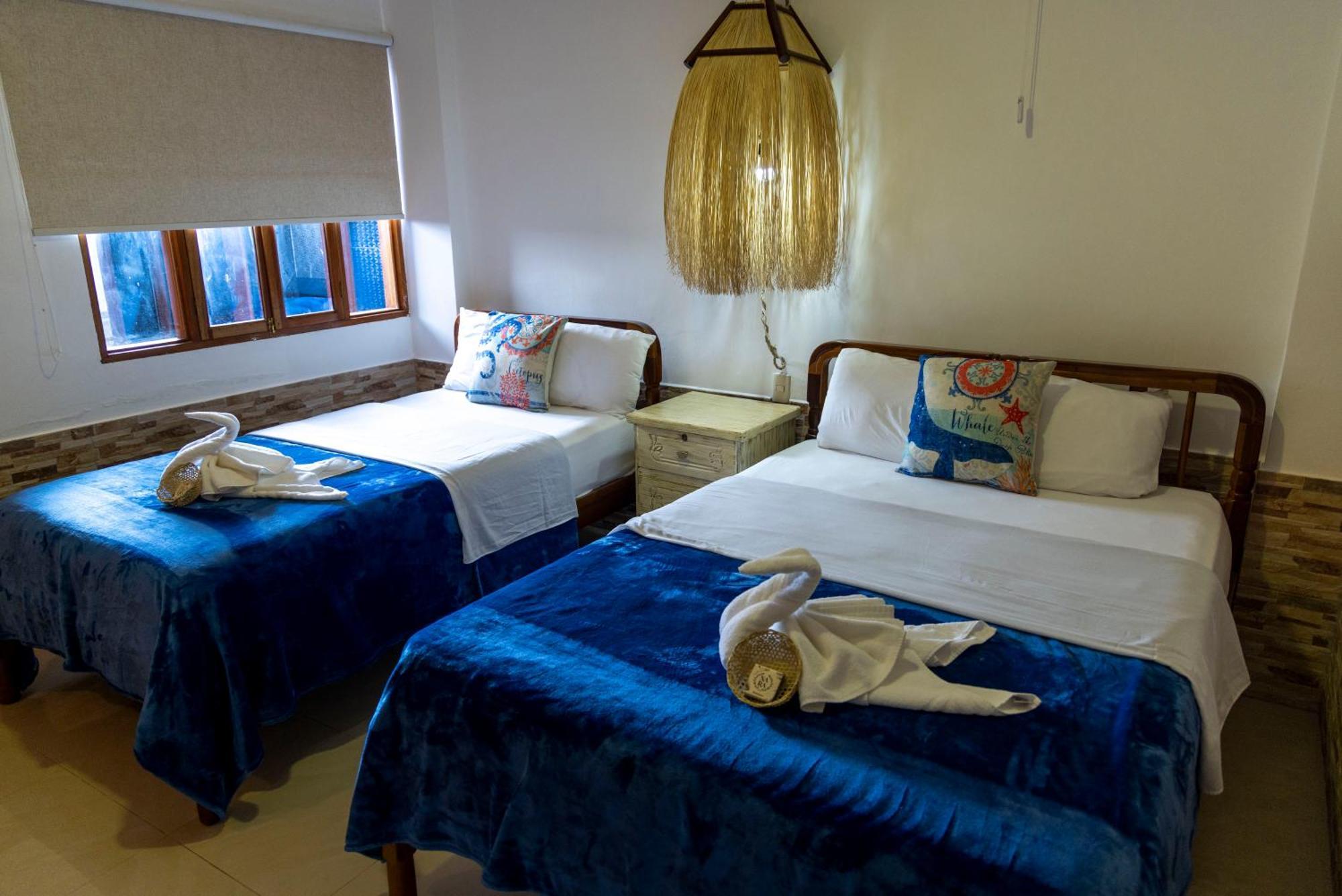 Galapagos Planet Hotel Puerto Baquerizo Moreno Dış mekan fotoğraf